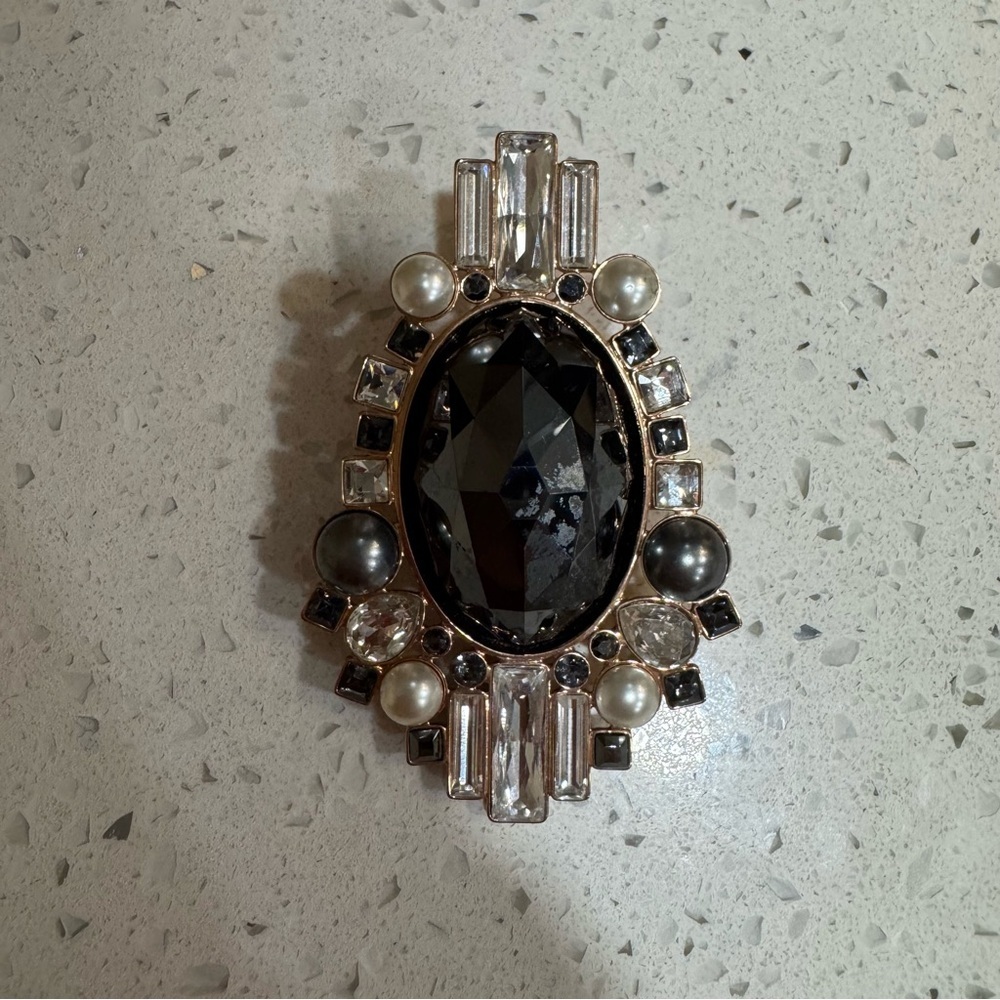 Swarovski Black Crystal Brooch & Pendant with Pearls - Picture 8 of 8